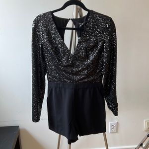 BRAND NEW WITH TAGS Guess black sequin top romper US 4